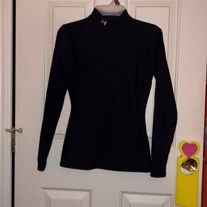 Under Armourbcold gear thermal long sleeve top